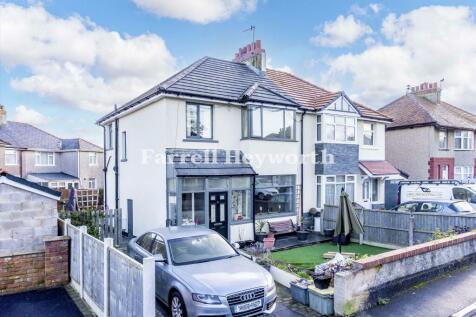Hale Carr Grove, Morecambe LA3 3 bed house for sale