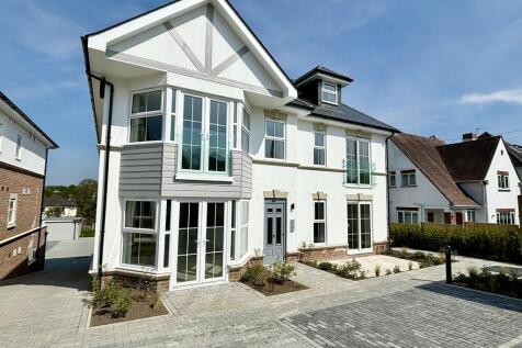 Upton Way, Broadstone 2 bed apartment for sale