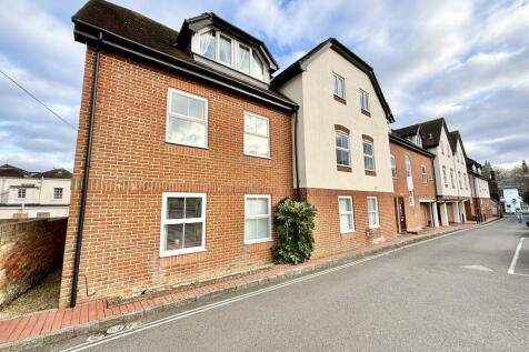 Redcotts Lane, Wimborne 2 bed flat for sale