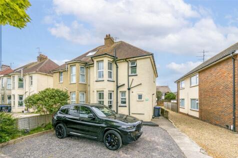 Brougham Road, Worthing, West Sussex... 3 bed semi
