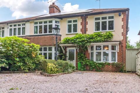 4 bedroom semi-detached house for sale