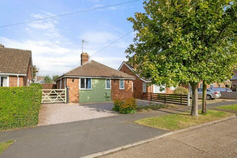 2 bedroom detached bungalow for sale