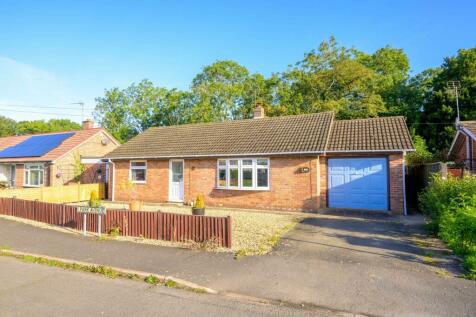 3 bedroom detached bungalow for sale