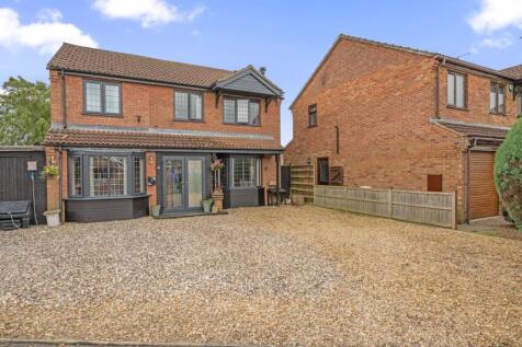 The Graylings, Boston, PE21 4 bed detached house for sale