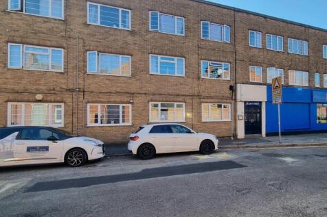 East Street, Abington, Northampton... 2 bed flat for sale