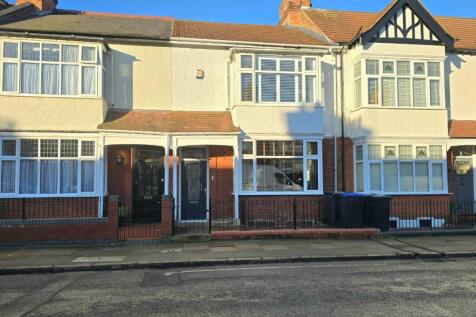 Birchfield Road, Abington... 4 bed terraced house for sale