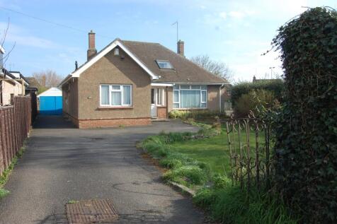 Station Road, Long Buckby... 3 bed bungalow for sale