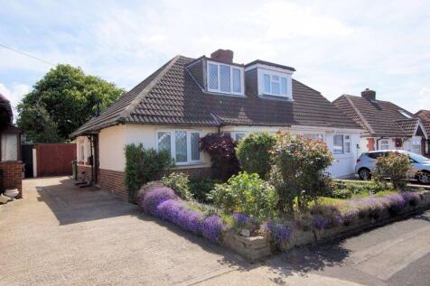 2 bedroom semi-detached bungalow for sale