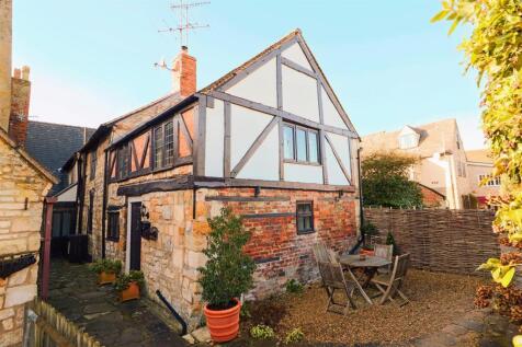 2 bedroom cottage for sale