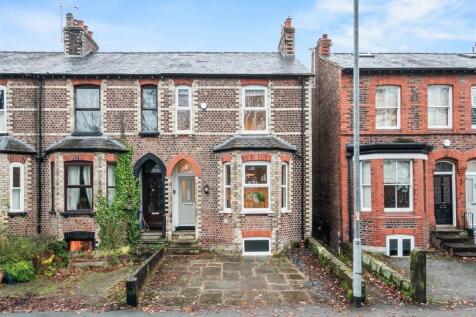 Victoria Road, Hale, Altrincham 2 bed end of terrace house for sale