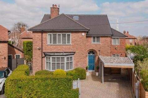 6 bedroom detached house for sale