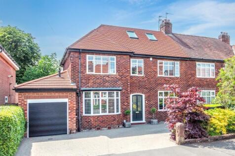 4 bedroom semi-detached house for sale