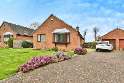 3 bedroom detached bungalow for sale