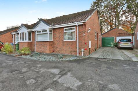 Eldon Drive, Preston, Hull, East... 2 bed semi