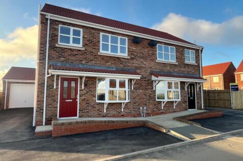Strawberry Fields, Keyingham, Hull, ... 3 bed semi