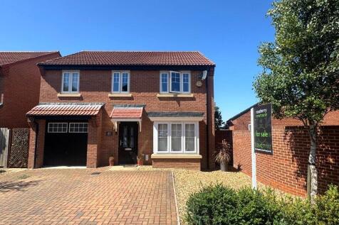 Apple Tree Road, Stokesley... 4 bed detached house for sale
