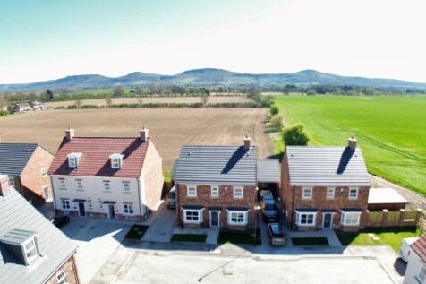 4 bedroom semi-detached house for sale