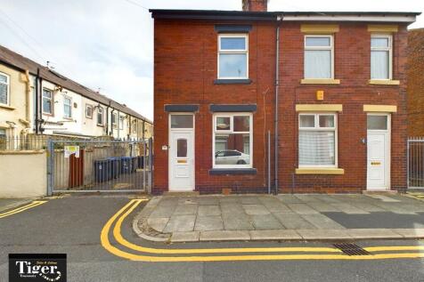 2 bedroom semi-detached house for sale