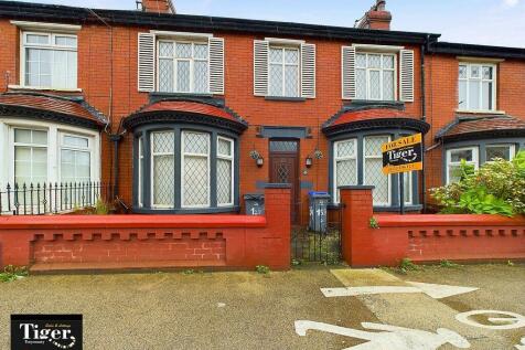 4 bedroom terraced house for sale