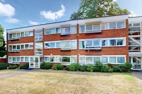 Kings Road, TW10 2 bed flat for sale