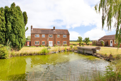 6 bedroom detached house for sale