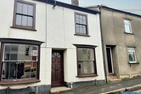 High Street, North Tawton, Devon, EX20 1 bed terraced house for sale