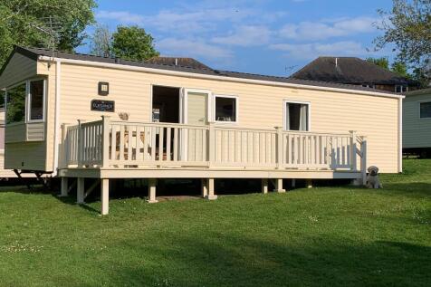 2 bedroom caravan for sale