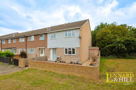 3 bedroom end of terrace house for sale