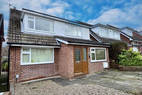 Headlands Close, Liversedge, WF15 3 bed detached house for sale