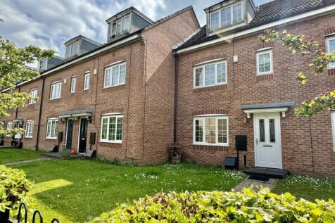 Radulf Gardens, Liversedge, WF15 4 bed townhouse for sale