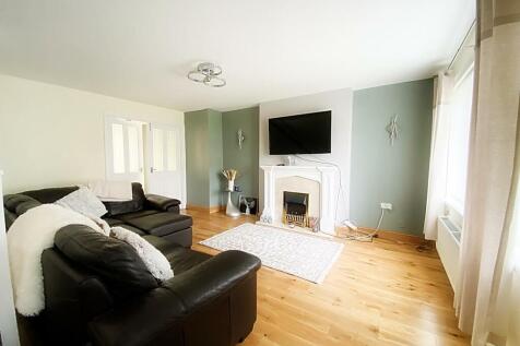 Farndale, Wallsend 3 bed terraced house for sale