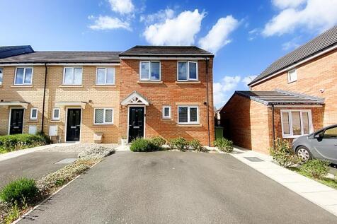 Lawson Close, Walker 3 bed terraced house for sale