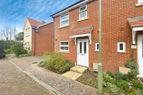 Bullfinch Close, Emsworth, Hampshire 3 bed semi