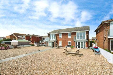 Southwood Road, Hayling Island... 1 bed apartment for sale