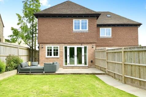 Common Road, Funtington, Chichester 4 bed semi