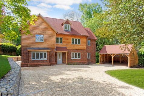 6 bedroom detached house for sale