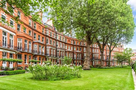 Egerton Gardens, Knightsbridge... 2 bed apartment for sale