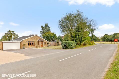 Brickendon Green, Hertford SG13 3 bed detached bungalow for sale