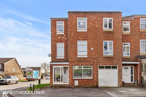 Esdaile Lane, Hoddesdon EN11 5 bed end of terrace house for sale