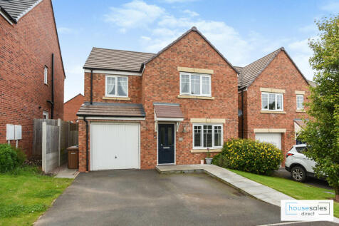 4 bedroom detached house for sale