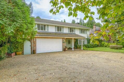 Middle Drive, Maresfield Park 5 bed detached house for sale