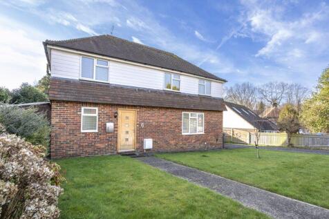 Cambridge Way, Uckfield 3 bed detached house for sale