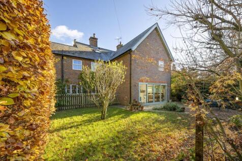 Palehouse Common, Framfield 5 bed semi