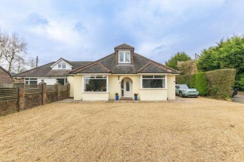 Lewes Road, Blackboys 3 bed chalet for sale