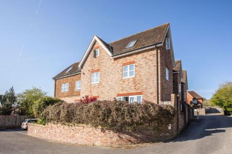 Harley Lane, Heathfield 2 bed apartment for sale
