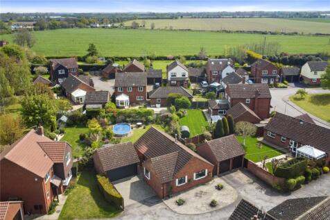 Church View, Ardleigh, Colchester... 3 bed bungalow for sale