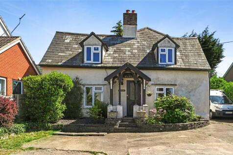Colchester Road, Wix, Manningtree... 4 bed detached house for sale