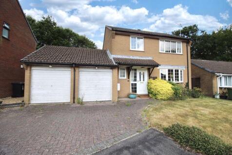 Wylye Close, Southampton SO18 4 bed detached house for sale
