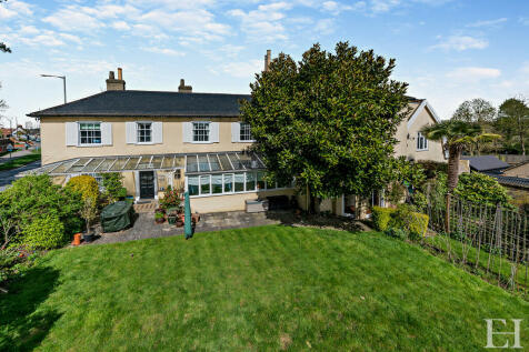 9 bedroom detached house for sale