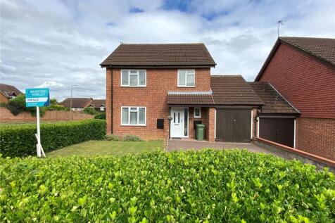 Larkswood Rise, St. Albans... 4 bed detached house for sale